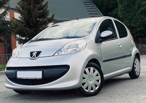 Peugeot 107 cena 10900 przebieg: 192000, rok produkcji 2008 z Sopot małe 277